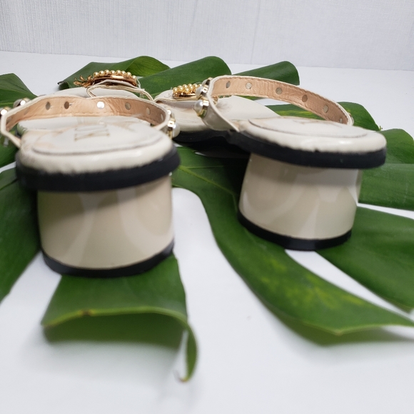 KOY Pineapple & Pearls Sandals Size 38/7.5 - Picture 5 of 8